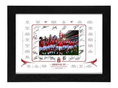 Arsenal squad signed - arsenal, photo