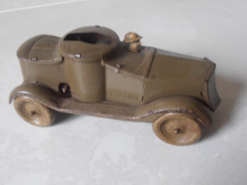 Tinplate clockwork armoured - tinplate,