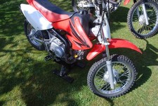 Honda CRF70f childs kids dirt