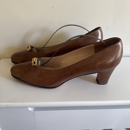 Vintage rayne brown leather - rayne,