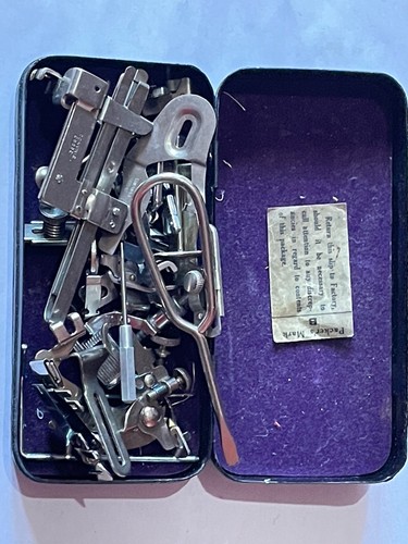 Singer sewing machine vintage
