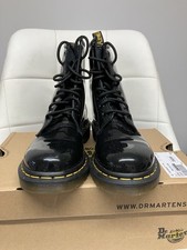 Dr. Martens Women’s 1460w