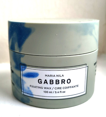 Maria nila gabbro fixating - fixating, wax