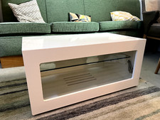 Stylish IKEA white tv stand