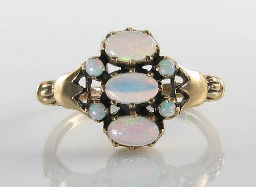 Lush 9ct gold australian - lush,