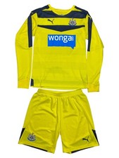 Puma NEWCASTLE UTD Home Goalkeeper Shirt & Shorts Set 2015-16 Men's Medium