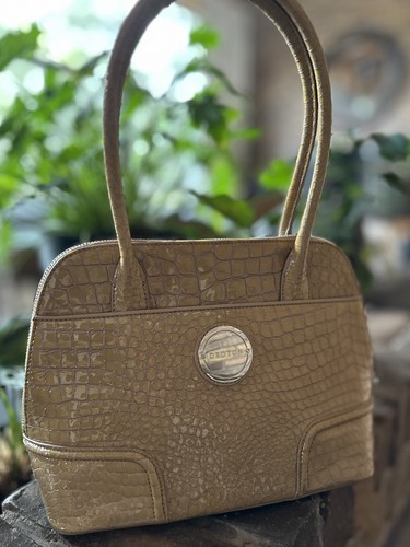 Oroton ivory patent - oroton,, croc