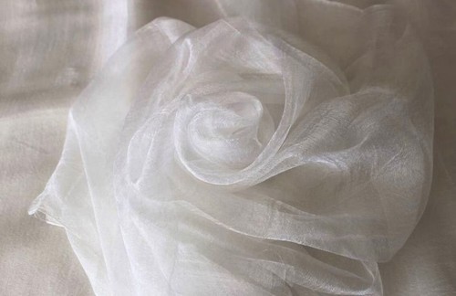 Pure 100 silk rarefield gauze - 100%,