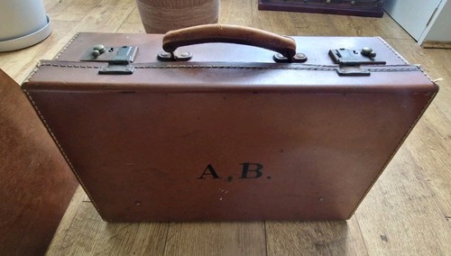 Vintage leather case - vintage,
