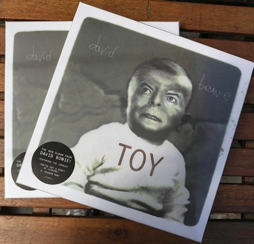 David bowie toy box - toy:box, 6x10"