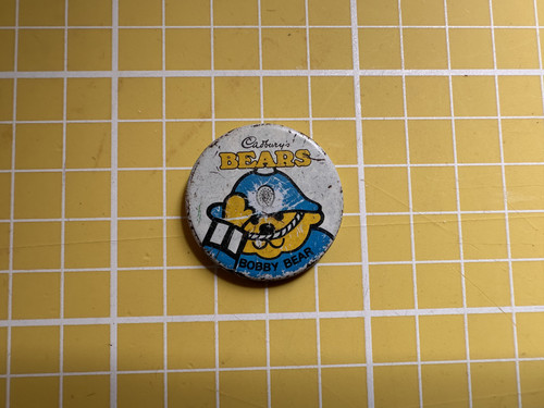 Chocolate tin badge - badge, vintage