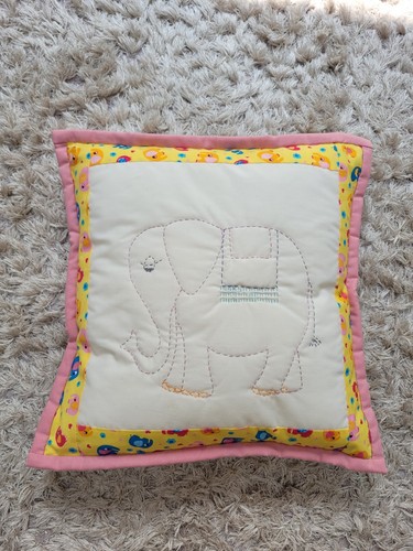 Children bedroom throw - children's,