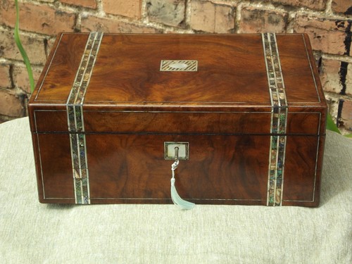 Rosewood writing slope with - rosewood,