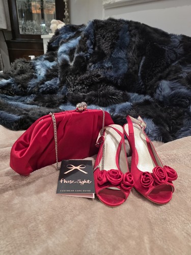 Lovely women set red - of, silky