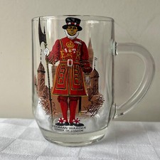 Vintage Tower of London Drinking Glass with Yeoman Warder & Police Man (VGOOD)