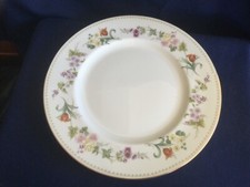 Wedgwood Mirabelle 10 3/4” dinner plate (very minor rim gilt wear)