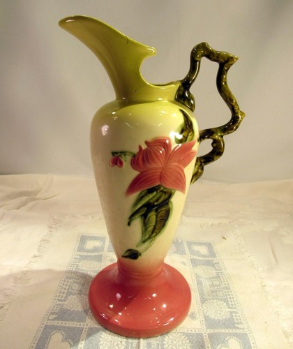 Vintage 1950 hull pottery - 1950's,