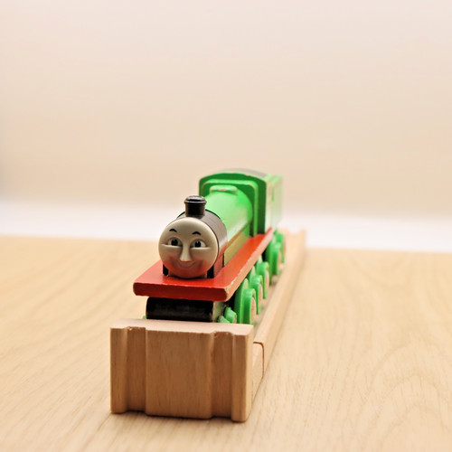 Wooden train track henry - track, green