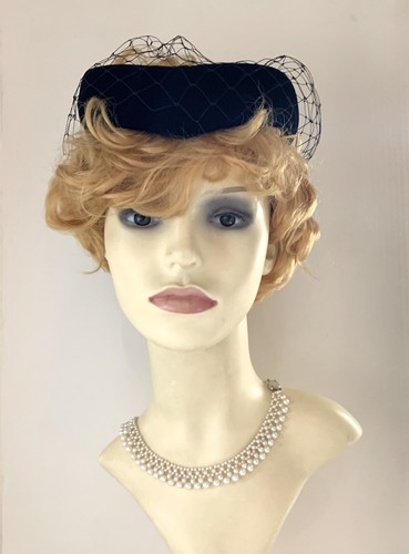 Vintage 1950s black velvet - vintage,