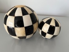 VINTAGE BLACK AND WHITE