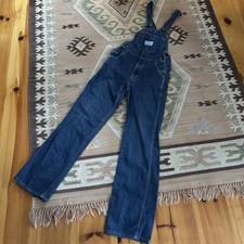 RARE VINTAGE LEVI’S MED WASH