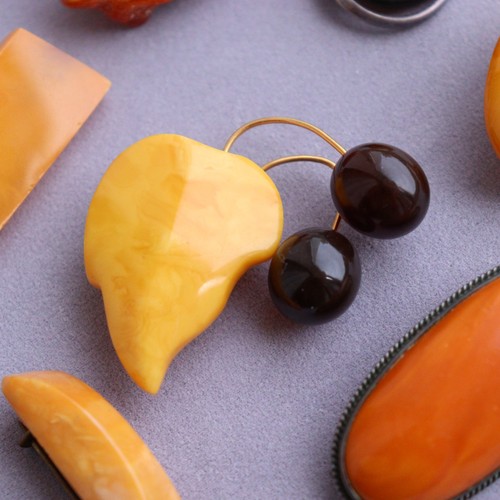 Vintage butterscotch amber - butterscotch,