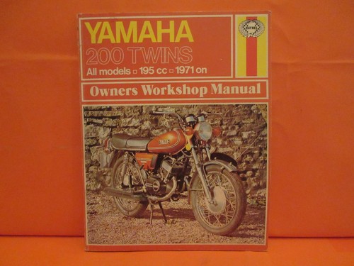Yamaha 200 twins motorbike - 200,