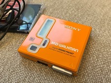 Sony MZ-E77 Mini Disc Player/Recorder Walkman. SP2