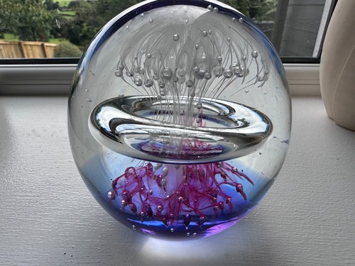Art glass paperweight