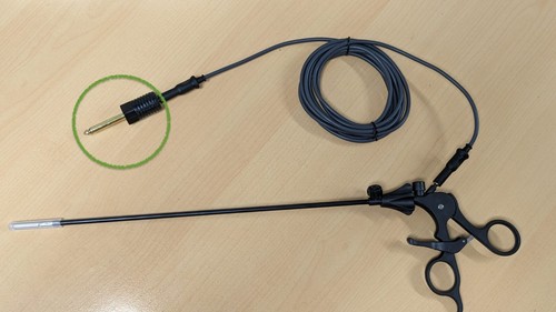 Monopolar adapter for