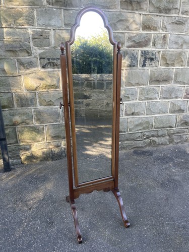 Antique walnut queen - walnut,