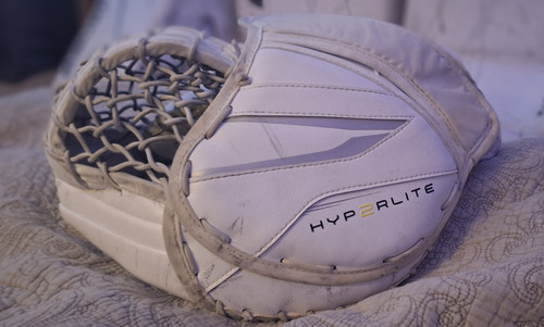 Bauer hyperlite goalie ice - bauer,