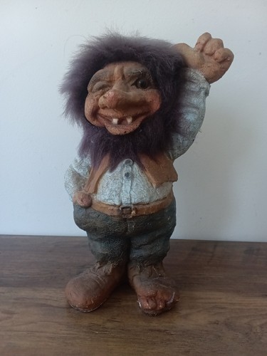 Vintage nyform troll 106 - no,