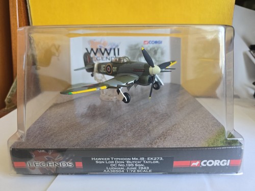 Corgi aa36504 hawker - 1:72,