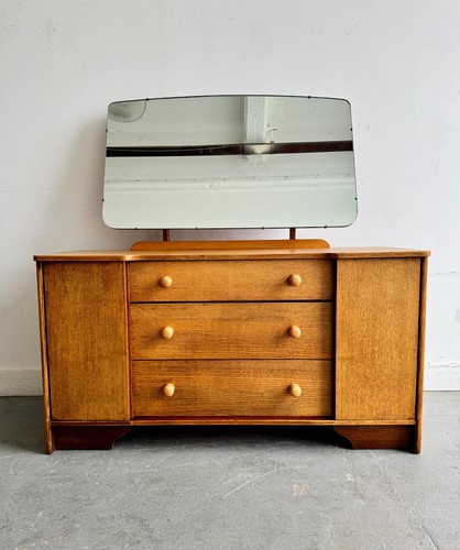 Vintage dressing table with - vintage,