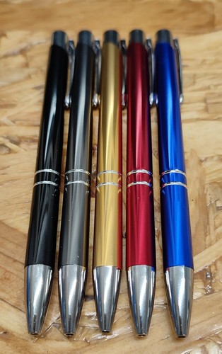 Lot personalised pens - of,