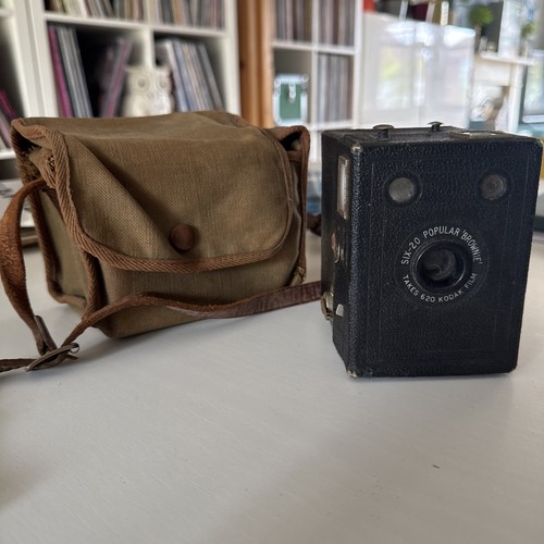 Six popular brownie camera - six-20,