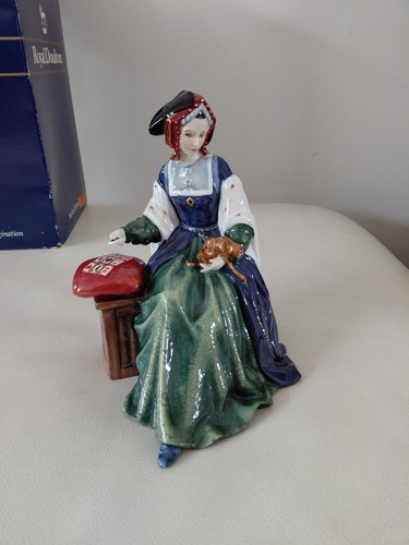 Royal doulton figurine - figurine, of