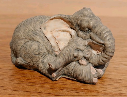 Vintage mummy elephant - vintage,