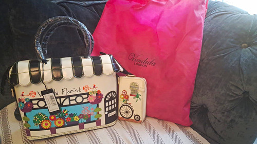 Vendula london florist - vendula,