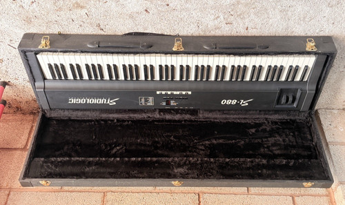Studiologic 880 key - sl-880, 88-key