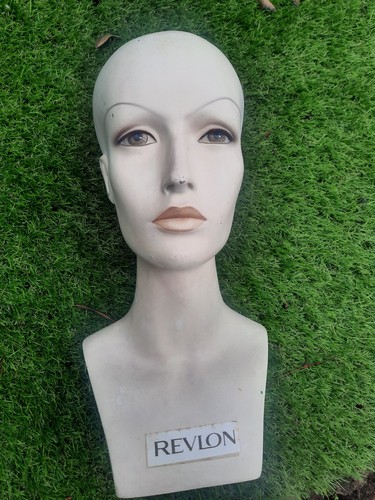 Vtg revlon goth alien - ,