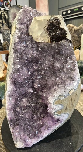 Large amethyst with - amethyst, calcite