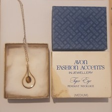 Avon Fashion Accents in Jewellery Tiger Eye Pendant Necklace - 45cm