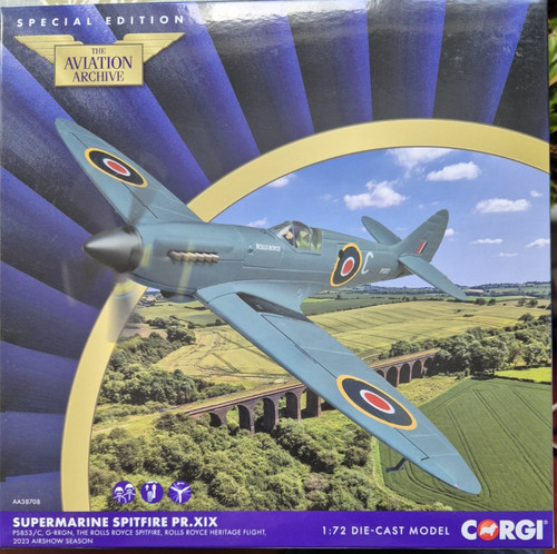 Spitfire xix rrgn ps853 - pr.xix, g-rrgn