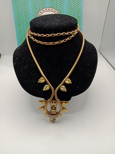 Stella dot soleil pendant - &,
