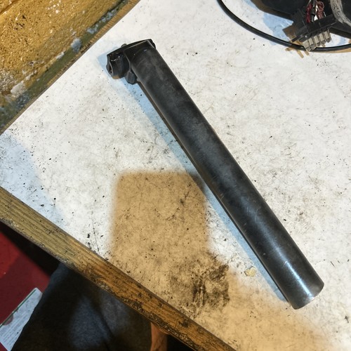 300mm seatpost - 31.6, x