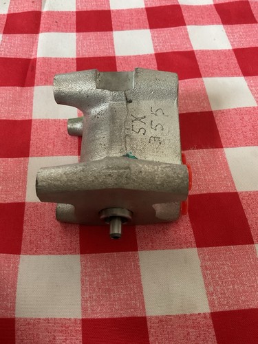 Upper distribution valve - upper,