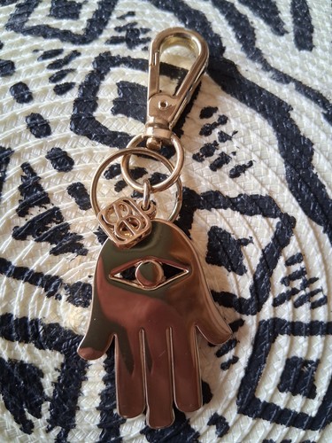 Gold electroplated key - gold,