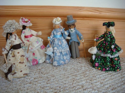 Beautifully dressed - 5, x